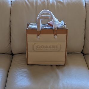 Coach leather purse